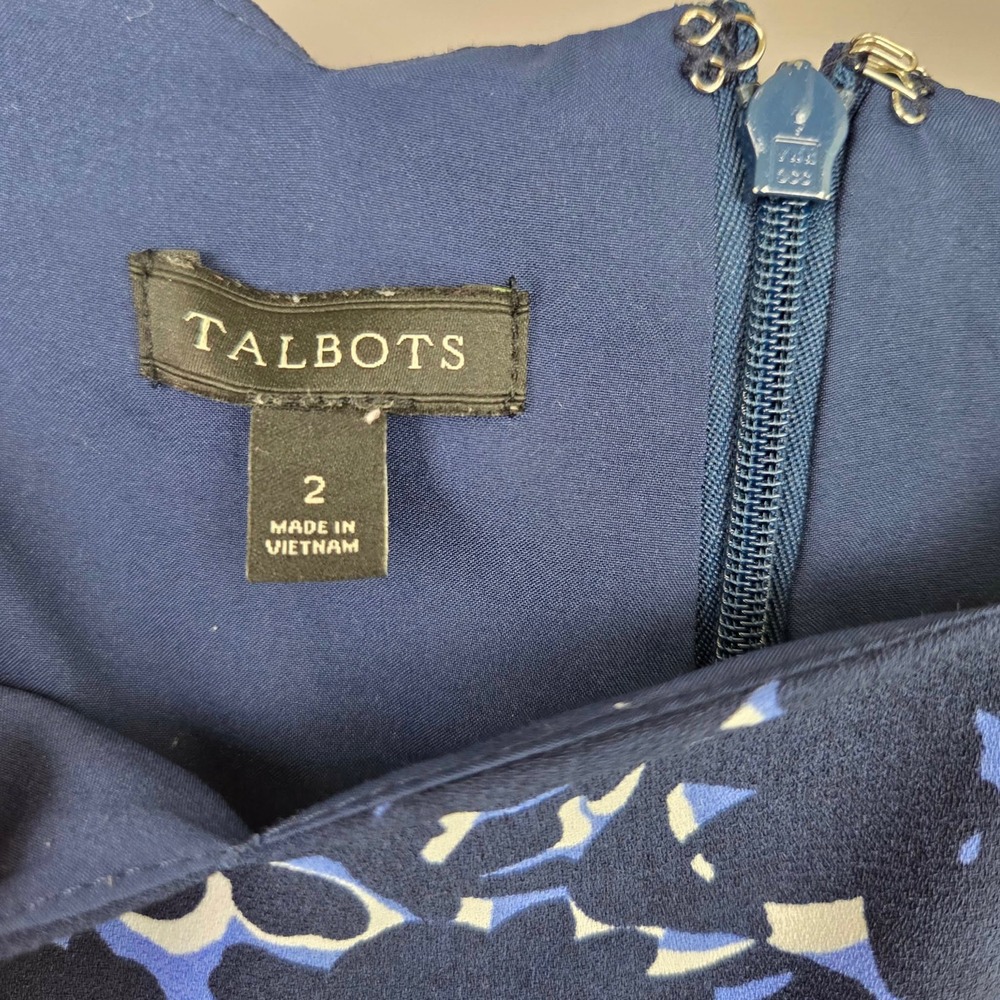 Talbots Blue Floral Scalloped Neck Sheath Dress 3/4 Sleeve Navy White Size 2 - Picture 5 of 16